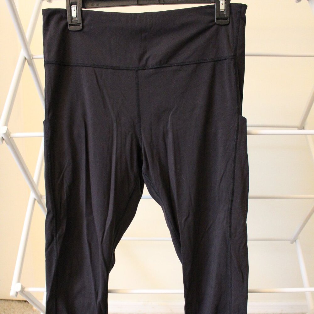 Athleta Ultimate Stash Pocket Capri, Large